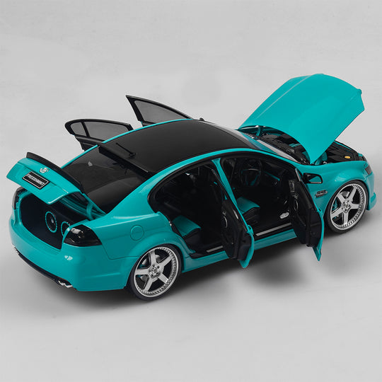 1:18 Holden VE Commodore SS V - 'Fresshmint' Street Custom