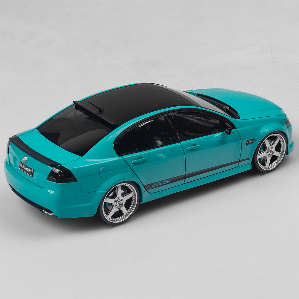 1:18 Holden VE Commodore SS V - 'Fresshmint' Street Custom