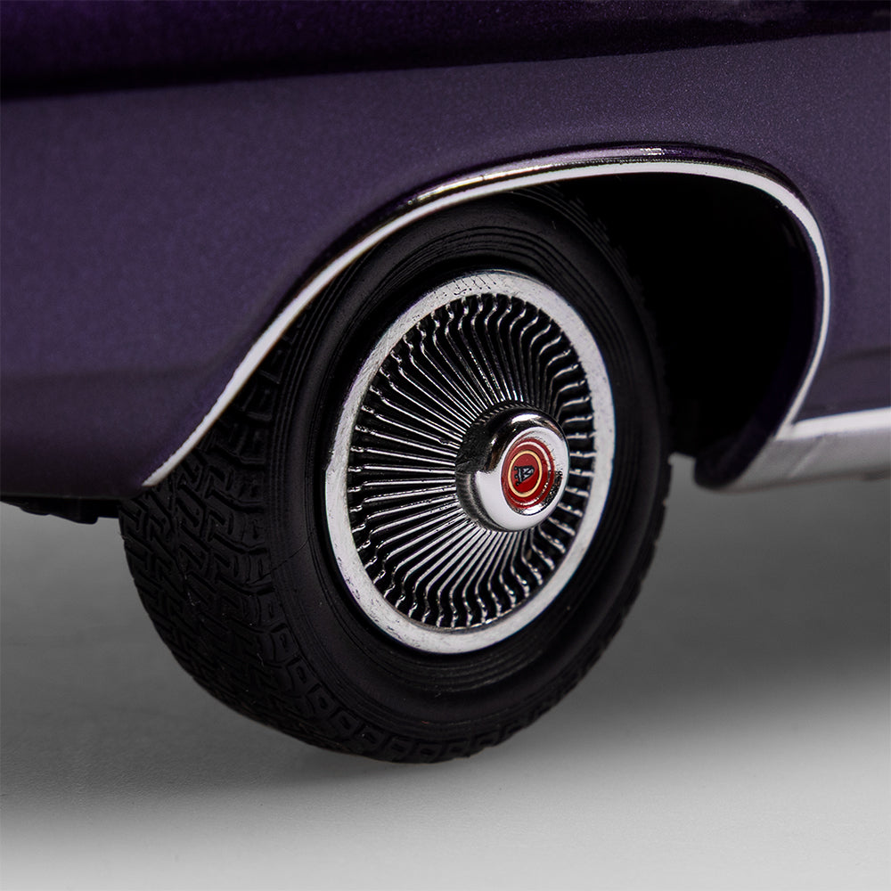 1:18 Ford P4 Landau - Wild Violet