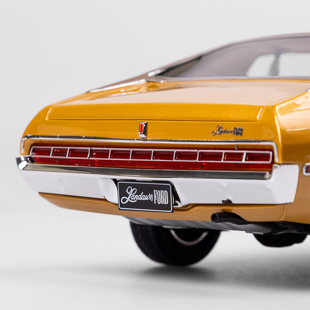 1:18 Ford P4 Landau - Tropic Gold