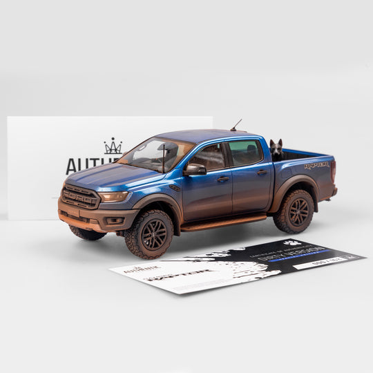 1:18 Ford Ranger Raptor - Velocity Blue - Dirty Version With Dog